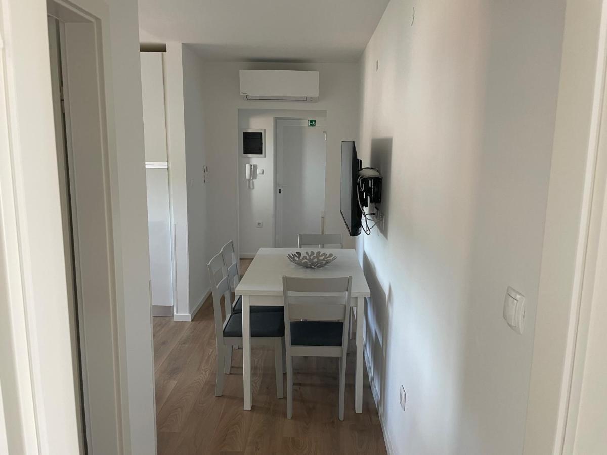 Ferienwohnung App Robi Novigrad Istria Exterior foto